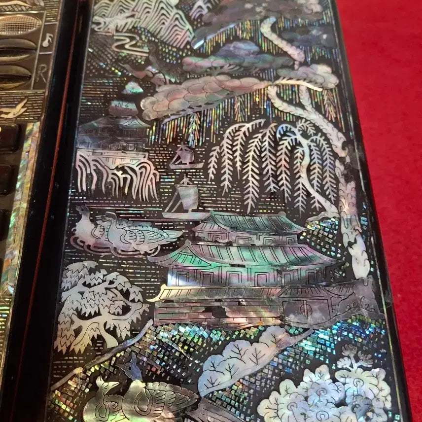 [BUNJANG] Traditional Korean Mother-of-Pearl Lacquerware Telephone / 근대 통영 자게전화기