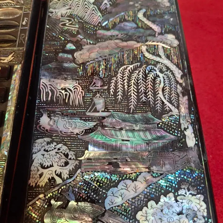 [BUNJANG] Traditional Korean Mother-of-Pearl Lacquerware Telephone / 근대 통영 자게전화기