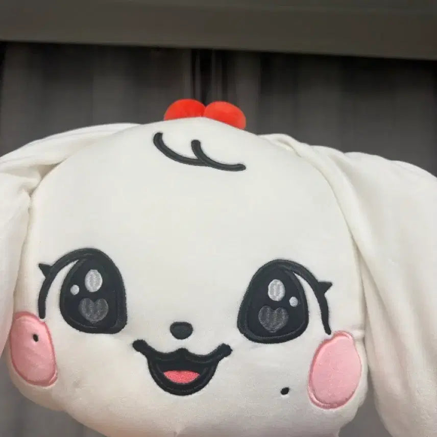 [BUNJANG] IVE MiniBrg Wonyoung Cherry Cushion / 아이브 미니브 원영 체리 쿠션