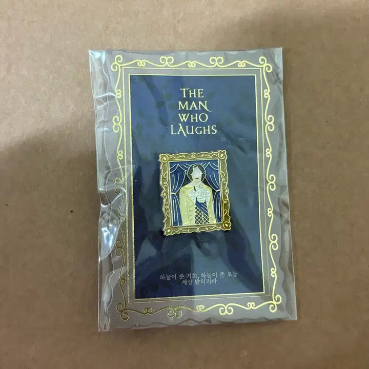 [BUNJANG] 2022 The Man Who Laughs Clan Charlie Badge / 2022 웃는남자 클랜찰리 뱃지