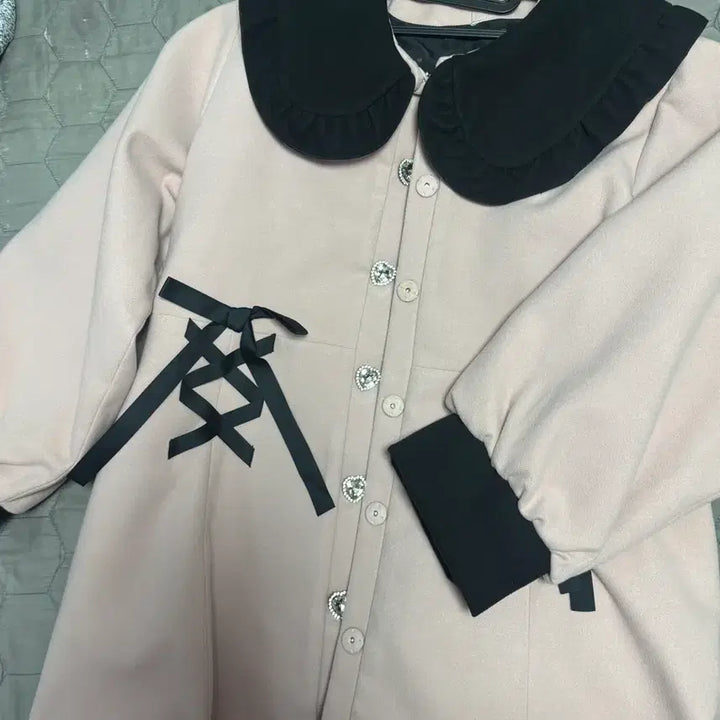 [BUNJANG] Dimarub Dear My Love Rabbit Ear Coat 4L Pink/Black / 디마럽 디어마이러브 토끼귀 코트 4l 핑검 판매