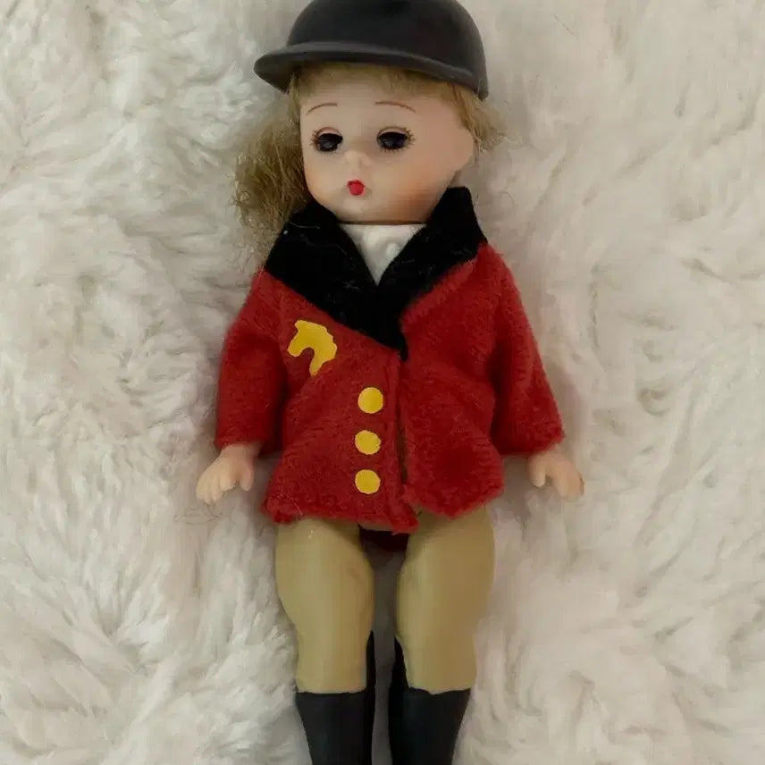 [SOLD OUT] 빈티지 인형 승마복 의상 맥도날드