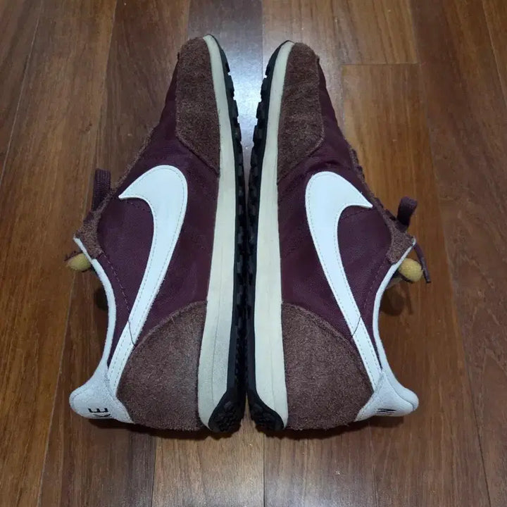 [SOLD OUT] 나이키 와플트레이너 280 사이즈