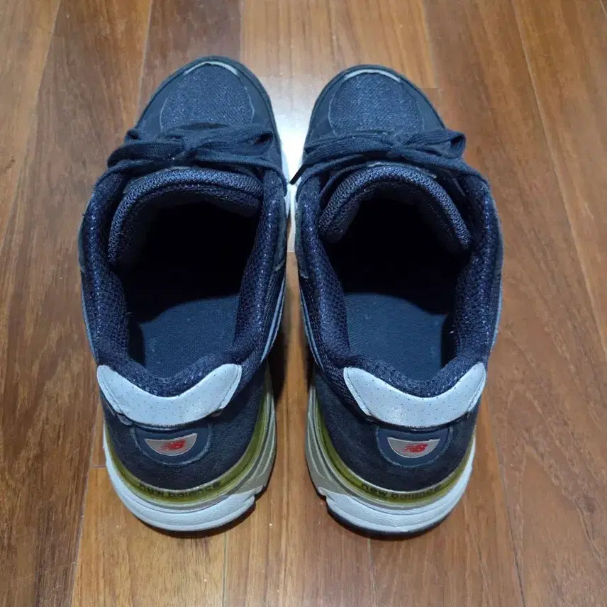 [SOLD OUT] 뉴발란스 990v4 280 사이즈
