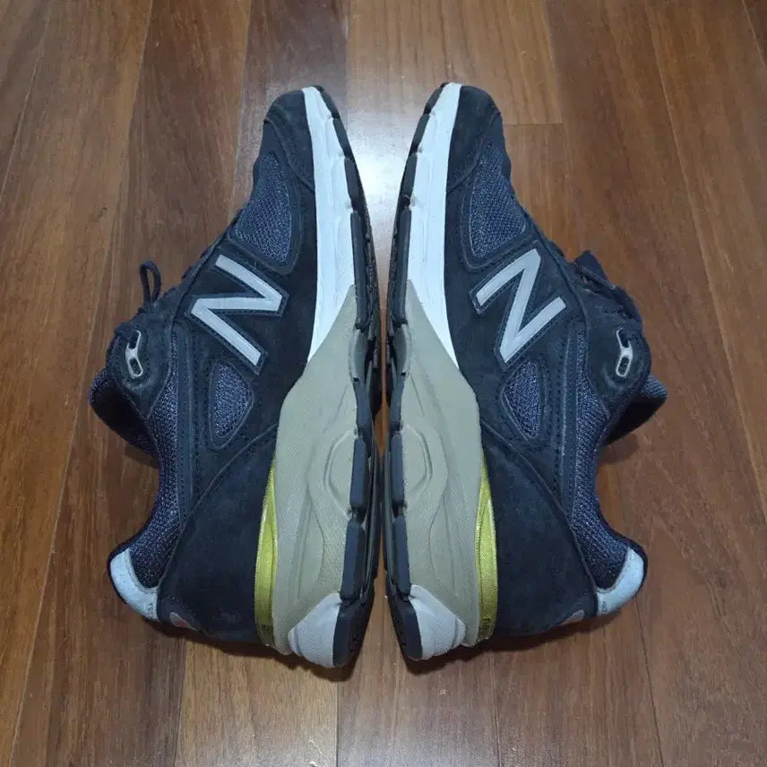 [SOLD OUT] 뉴발란스 990v4 280 사이즈