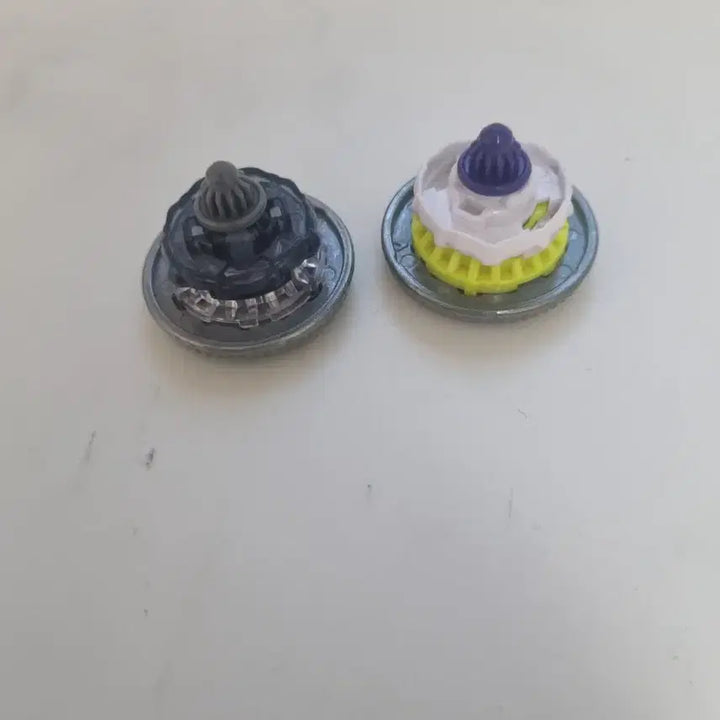[SOLD OUT] 베이블레이드 x UX-16 클락 미라주 9-65 B 팝니다