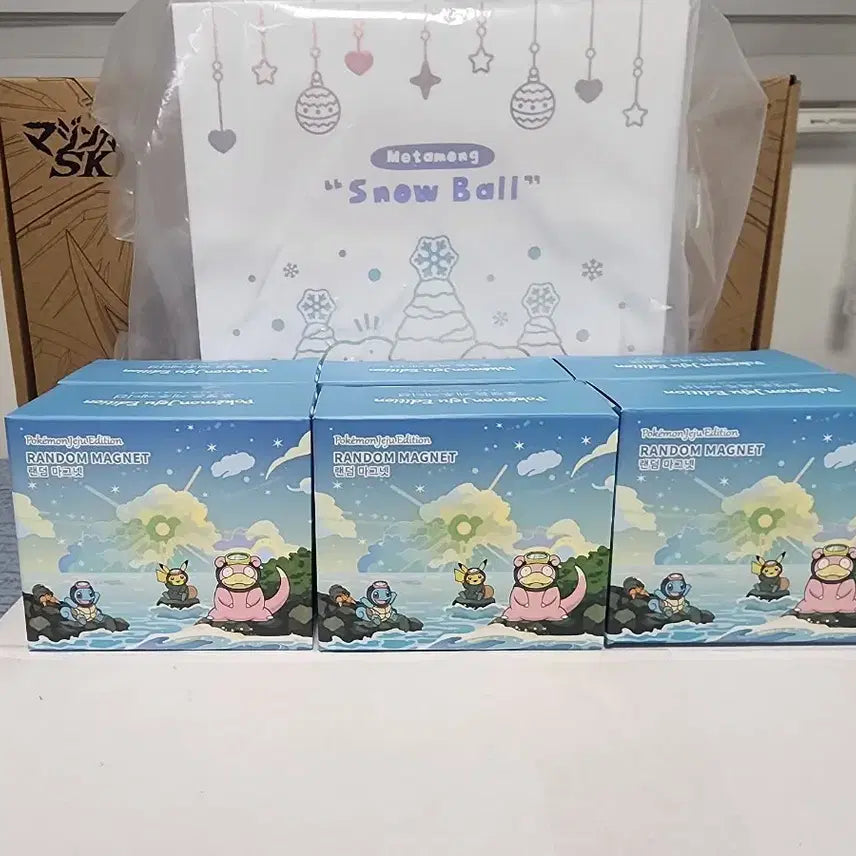 [SOLD OUT] [미개봉] 포켓몬 메타몽 스노우볼 + 제주 에디션 랜덤 마그넷 6개 일괄