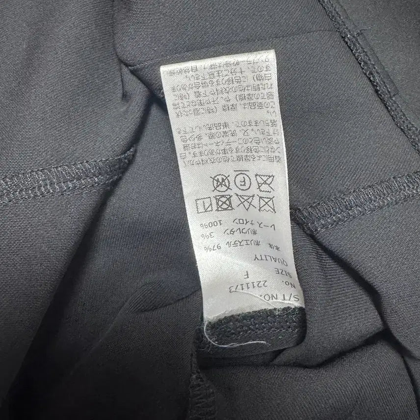 [BUNJANG] Rosita Blouse AscanO Black / 로지타 블라우스 아스카노