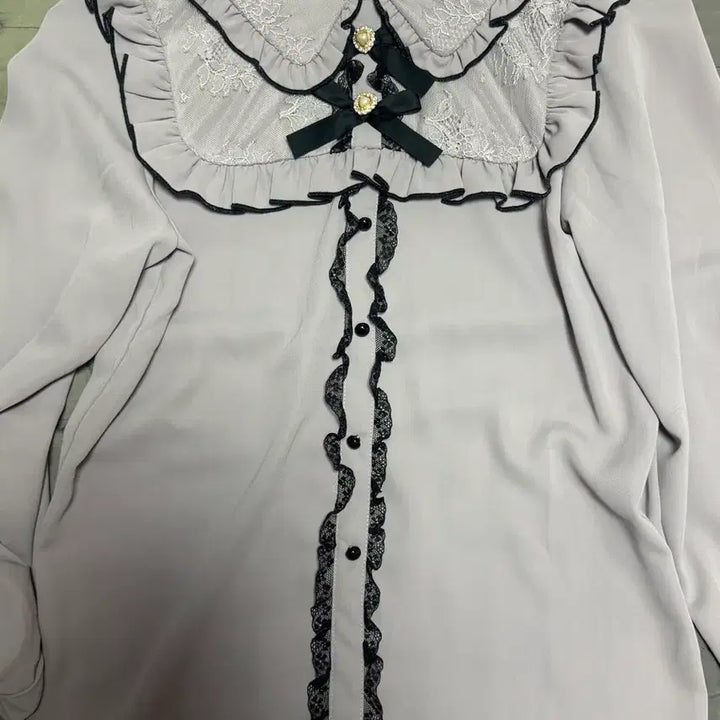 [BUNJANG] Rosita Blouse Purple / 로지타 블라우스 연보라 판매