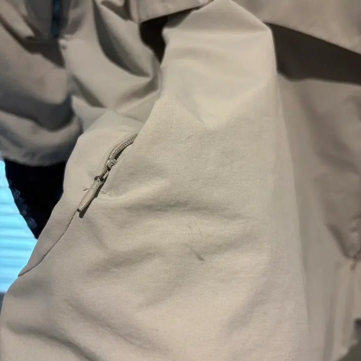 [BUNJANG] Sansan Gear Slash Slit Jacket Ivory 23SS Windbreaker / 산산기어 슬래쉬 슬릿 자켓 아이보리 23SS 바람막이
