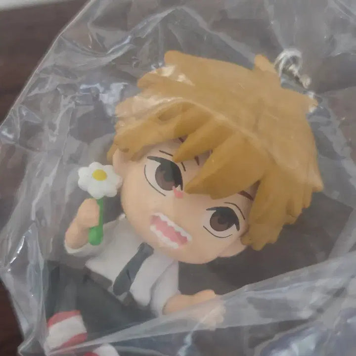 [BUNJANG] Chainsaw Man Denji Mini Figure (Sealed) / 체인소맨 덴지 피규어