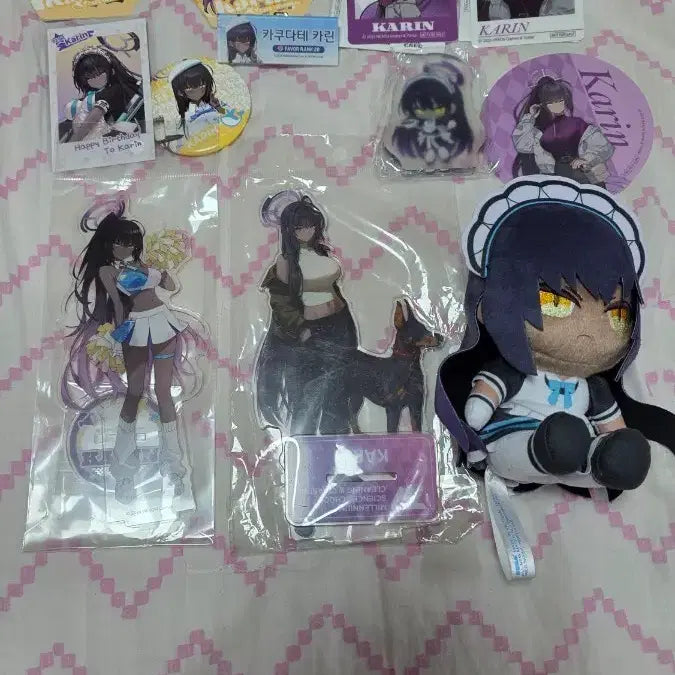 [BUNJANG] Blue Archive Karin Coaster, Photocard, Acrylic Stand, Plushie, Can Badge / 블루아카이브 카린 코스터 포토카드 아크릴 스탠드 코롯토 봉제인형 캔뱃지