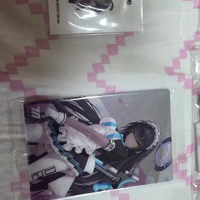 [BUNJANG] Blue Archive Karin Coaster, Photocard, Acrylic Stand, Plushie, Can Badge / 블루아카이브 카린 코스터 포토카드 아크릴 스탠드 코롯토 봉제인형 캔뱃지