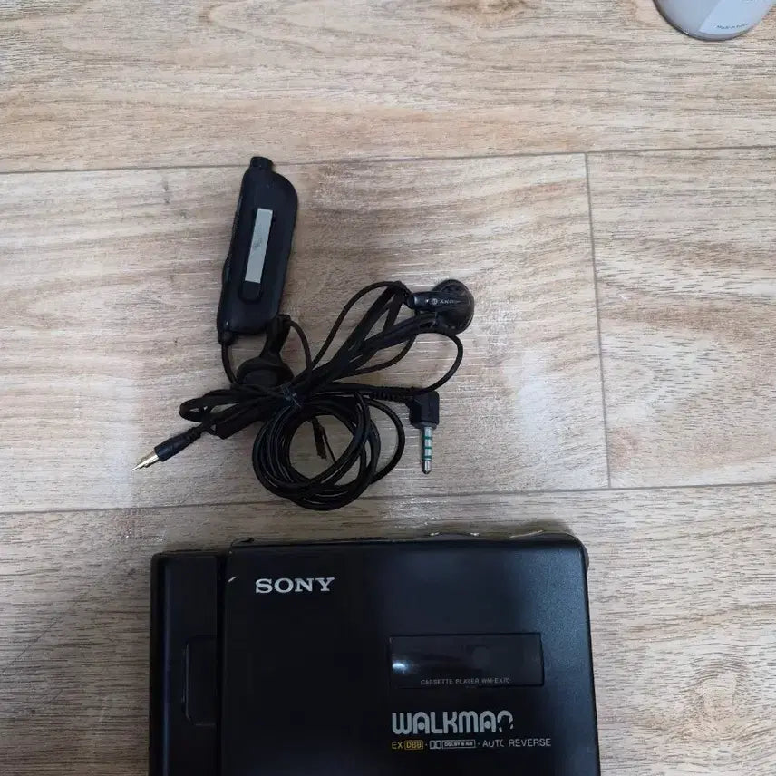 [BUNJANG] Sony Walkman WM-EX70 Cassette Player / 워크맨 WM-EX70 판매합니다