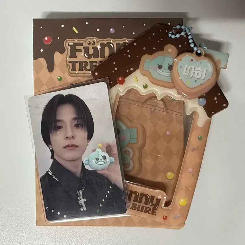 [BUNJANG] TREASURE Jeongwoo Jeonghwan Hyunsuk Jihoon Yoshi Junkyu Asahi Jaehyuk Doyoung Haruto Junkyu Photocard Holder Bundle Set / 따히 홀더 현석 지훈 요시 준규 아사히 재혁 도영 하루토 정우 정환
