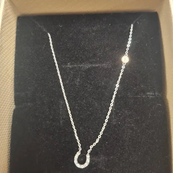 [BUNJANG] ESDONNA Diamond Horseshoe 18K Necklace / 이에스돈나 다이아몬드 목걸이