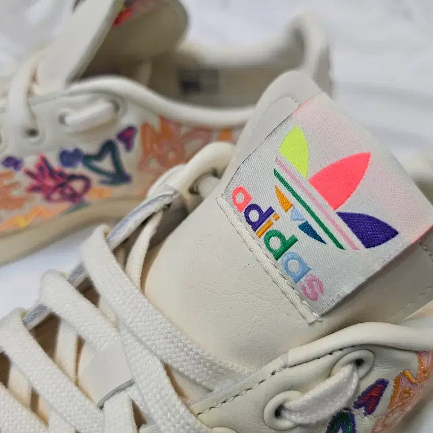 [BUNJANG] Adidas Stan Smith Pride Pack 2022 (GX6394) / 아디다스 스탠스미스 프라이드 팩 2022 (GX6394)