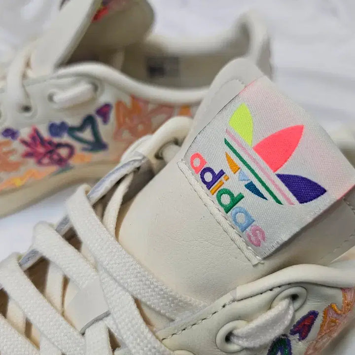 [BUNJANG] Adidas Stan Smith Pride Pack 2022 (GX6394) / 아디다스 스탠스미스 프라이드 팩 2022 (GX6394)