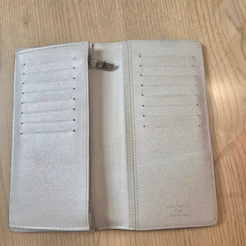 [SOLD OUT] 루이비통  브라짜 윌렛 장지갑
