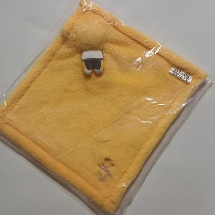 [BUNJANG] Ensemble Stars Mascot Goods Yellow Towel With Character Doll / 앙상블스타즈 마스코트 굿즈