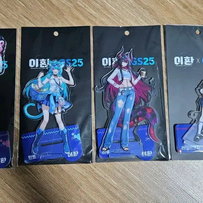 [BUNJANG] Lee Hwan x GS25 Acrylic Stand 4 Types Bundle Set / 이환 X GS25 아크릴 스탠드 4종 일괄 세트