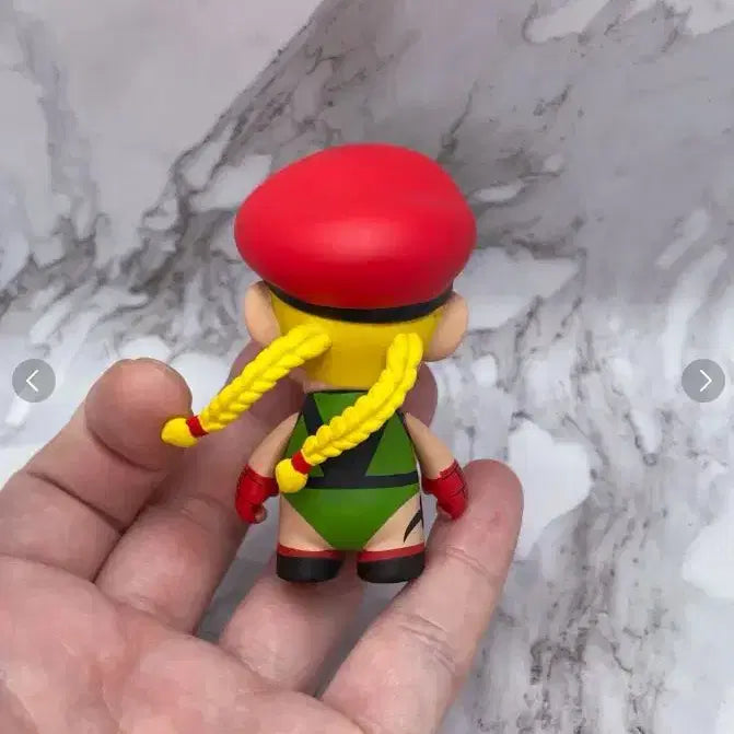 [BUNJANG] Kidrobot Street Fighter V Cammy Vinyl Figure / 키드로봇 스트리트파이터 5 캐미