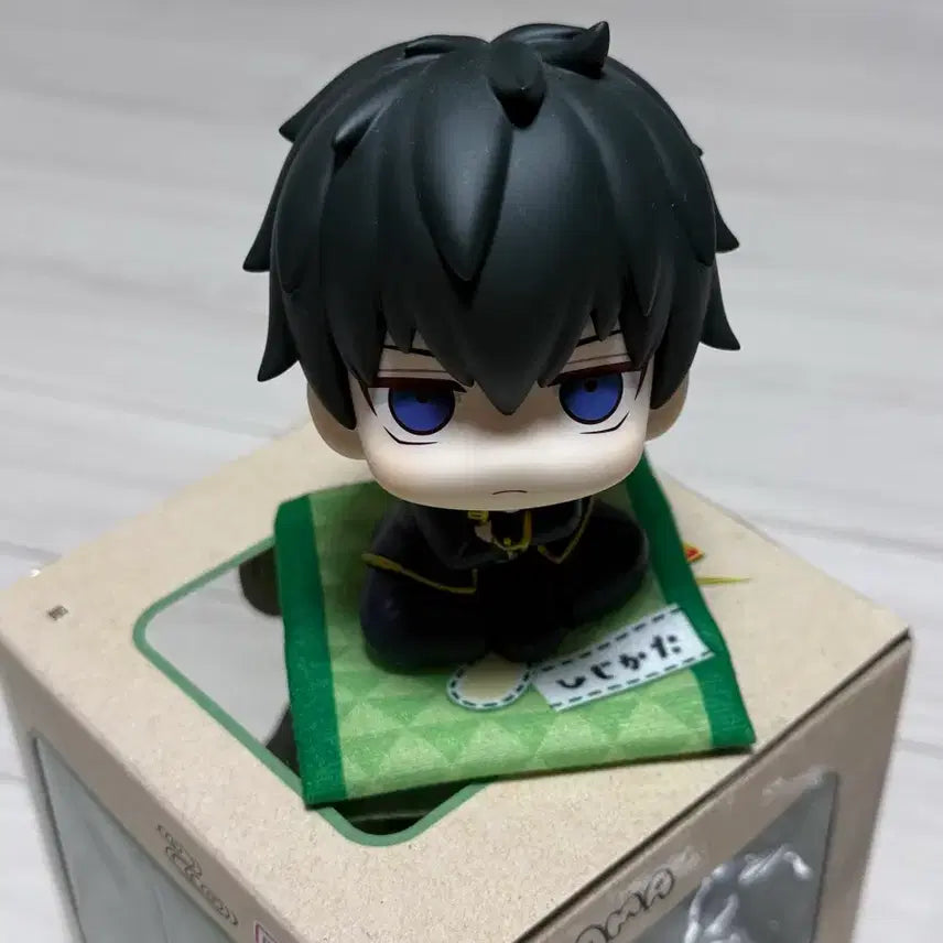 [BUNJANG] Gintama Hijikata Lookup Figure with Bonus / [급처]은혼 히지카타 룩업 (+특전o)판매합니다