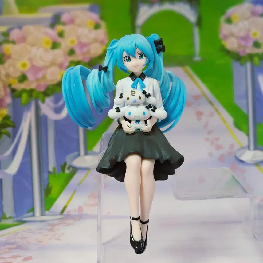[BUNJANG] Hatsune Miku x Sanrio Cinnamonroll Chocolat Noses Noodle Stopper Figure / 박스있음) 하츠네 미쿠X산리오 시나모롤 초코노세 누들스토퍼