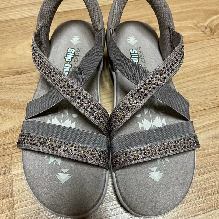 [SOLD OUT] 스케쳐스 슬립인 샌들 그레이 새상품