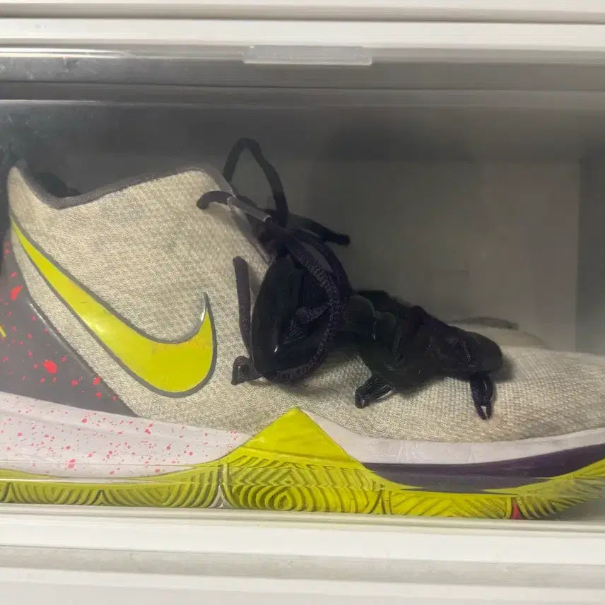 [BUNJANG] Nike Kyrie 5 Kobe Collaboration Basketball Shoes / 카이리5 코비