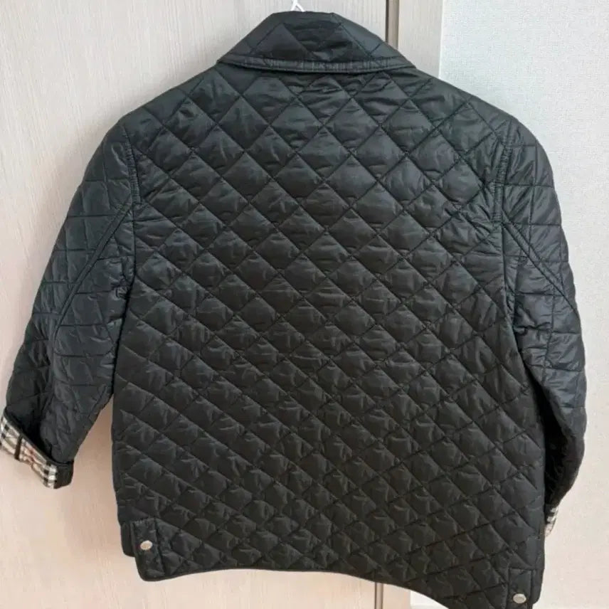 [SOLD OUT] 버버리 퀼팅 자켓 블랙 체크 안감