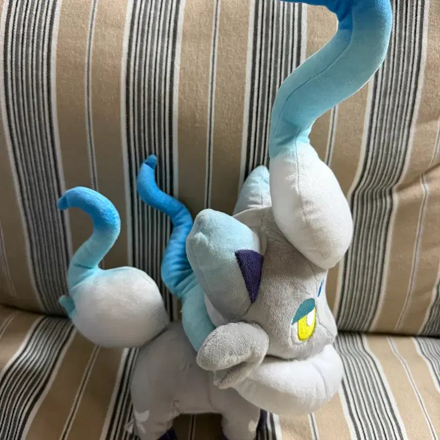 [SOLD OUT] 히스이 조로아 이로치 인형