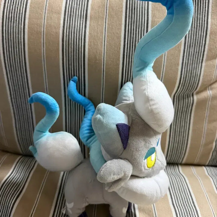 [SOLD OUT] 히스이 조로아 이로치 인형