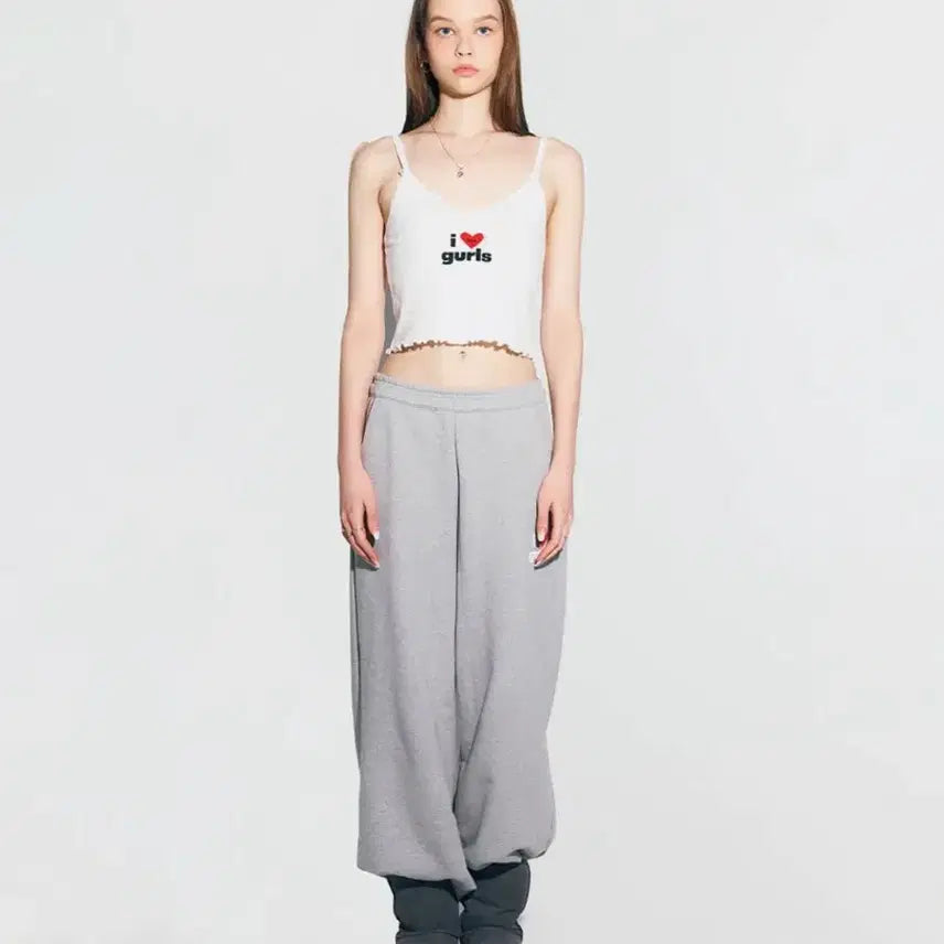 [SOLD OUT] 에즈이프 캘리 CALIE GURLS SLEEVELESS WHITE 무신사