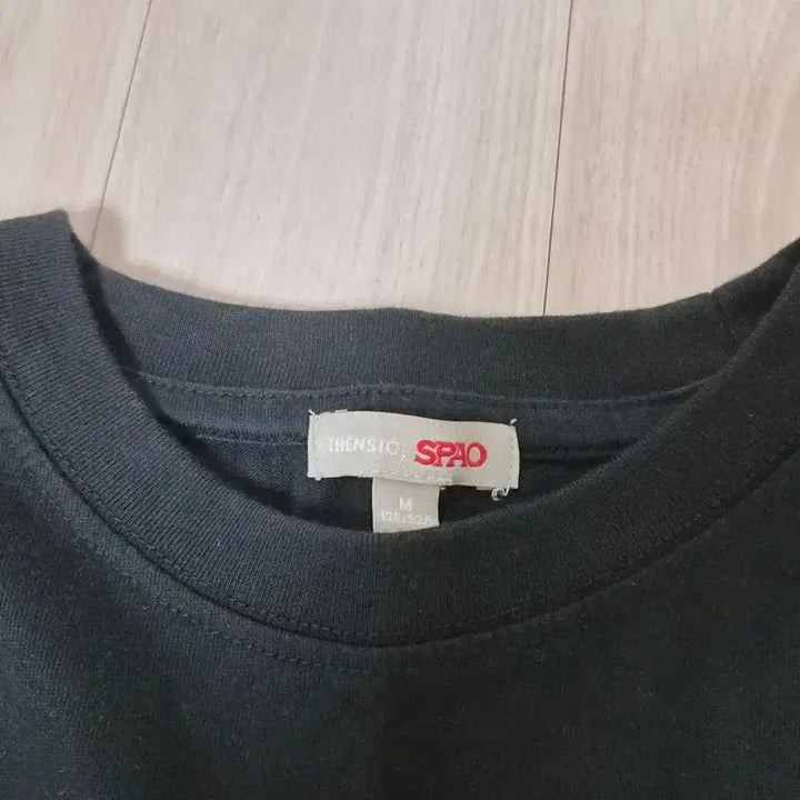 [BUNJANG] SPAO Nongdamgom Damgom Short-Sleeve T-Shirt M Watermelon Gom Tube Gom Black / 스파오 농담곰 담곰이 반팔 티셔츠 M 수박곰 튜브곰 블랙