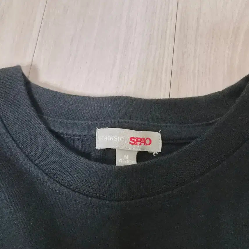 [BUNJANG] SPAO Nongdamgom Damgom Short-Sleeve T-Shirt M Watermelon Gom Tube Gom Black / 스파오 농담곰 담곰이 반팔 티셔츠 M 수박곰 튜브곰 블랙