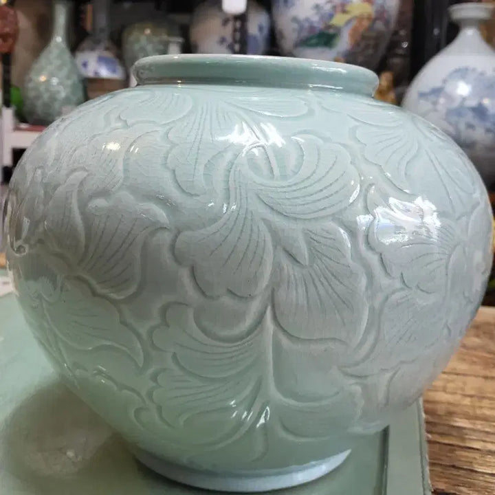 [SOLD OUT] 강진탐진청자양각당초문달항아리도자기