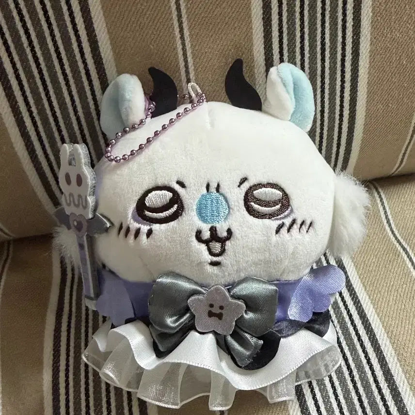 [SOLD OUT] 치이카와 매지컬 모몽가 인형키링