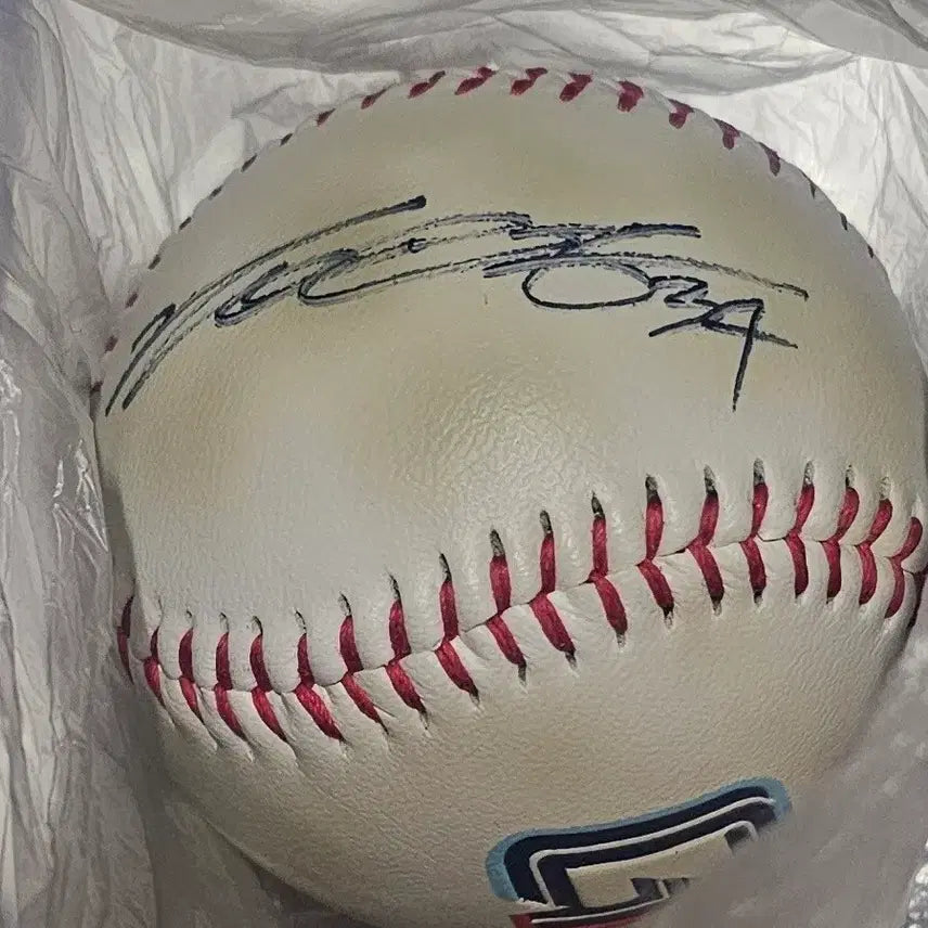 [BUNJANG] Lotte Giants Kim Won-jung Signed Baseball / 롯데 자이언츠 김원중 싸인볼 최저가 팝니다!