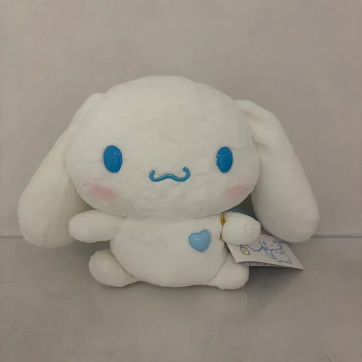 [BUNJANG] Vintage Cinnamoroll Heart Plush / 고전 시나모롤 하트심장 인형