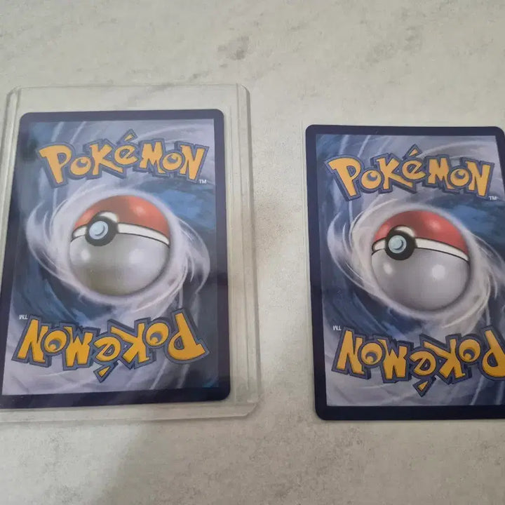[BUNJANG] Pokemon Card Pikachu V / EX Set (2 Cards) / 포켓몬 카드 피카츄 V/EX 2장
