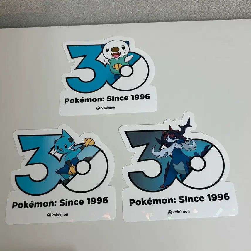 [SOLD OUT] 포켓몬 30주년 로고스티커 수댕이 쌍검자비 대검귀(히스이)