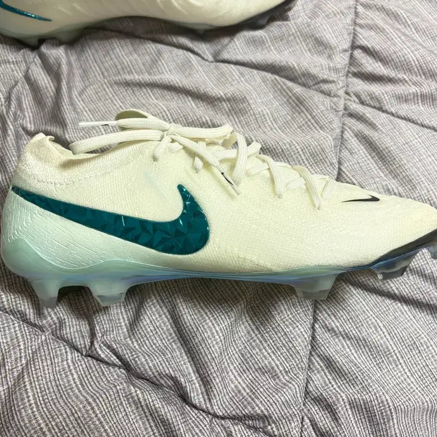 [BUNJANG] Nike Phantom GX2 Elite FG 260 / 나이키 팬텀 gx2 엘리트 260