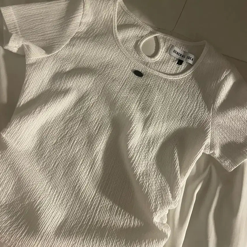 [SOLD OUT] 제너럴아이디어 반팔 화이트