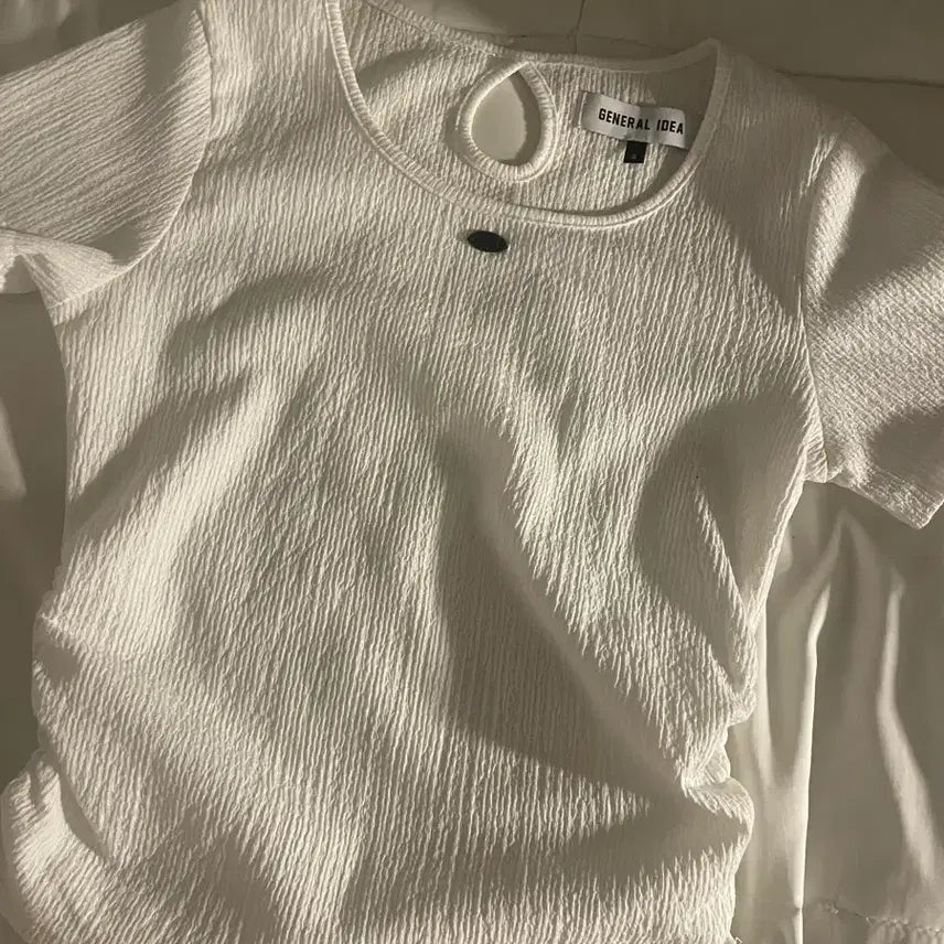 [SOLD OUT] 제너럴아이디어 반팔 화이트