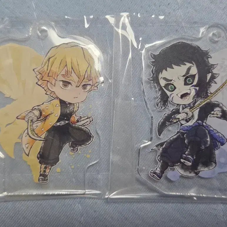 [BUNJANG] Demon Slayer Zenitsu Kaigaku Web Lottery Long Can Badge Acrylic Keyring Set / 귀멸의 칼날 젠이츠 카이가쿠 웹쿠지 롱캔뱃지 아크릴 키링
