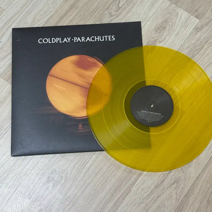[SOLD OUT] 콜드플레이 LP 파라슈트