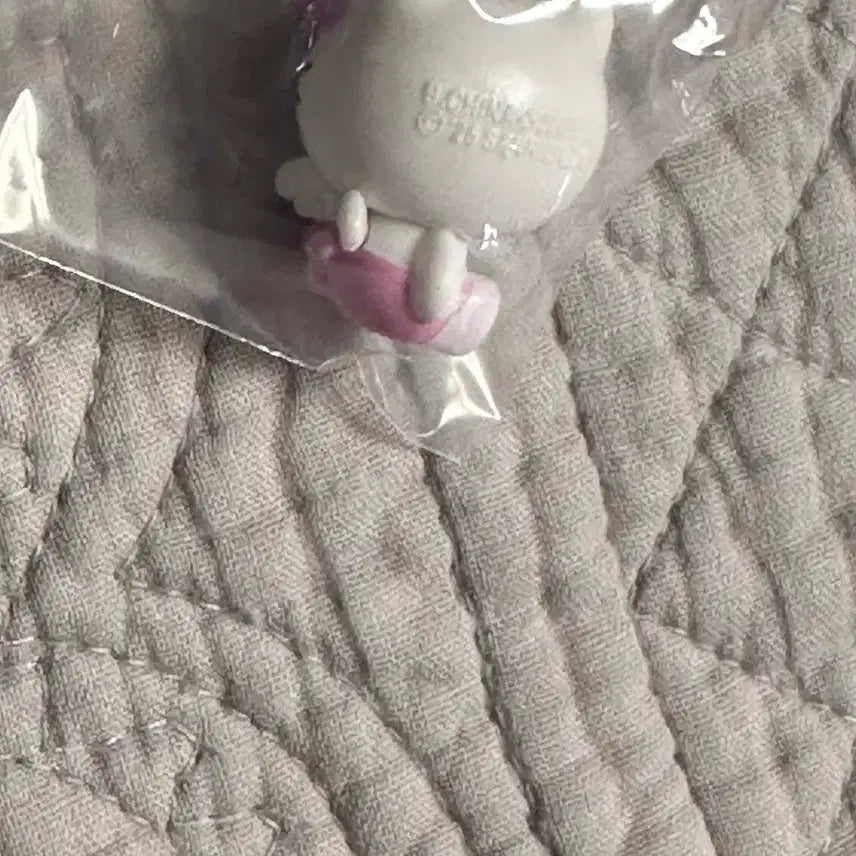 [SOLD OUT] 헬로키티 허그코트