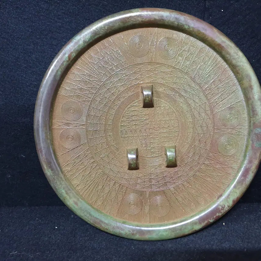 [BUNJANG] Bronze 3-Tiered Mirror with Intricate Carvings / (수원만물)청동 3구 거울