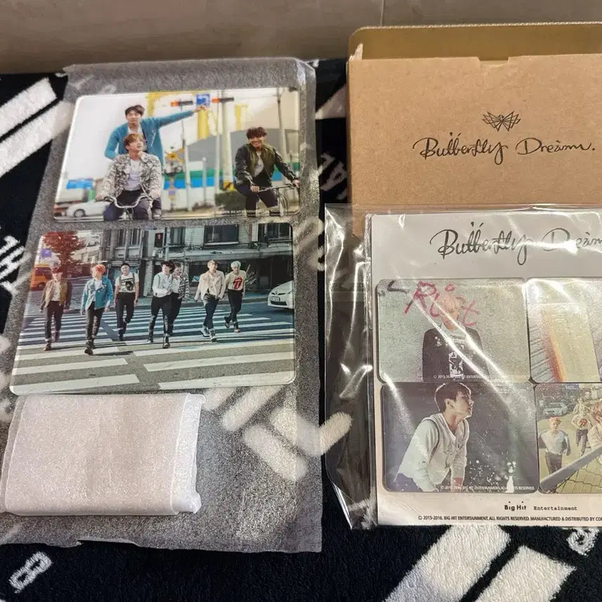 [BUNJANG] BTS Butterfly Dream Framed Print + Magnet Set (Rare Goods) / 방탄소년단 버터플라이드림 액자+마그넷 (희귀굿즈